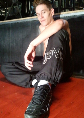 maxxime-furrie-sneakboy