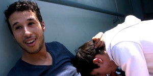 Sucé sur la péniche puis enculé dans la cuisine