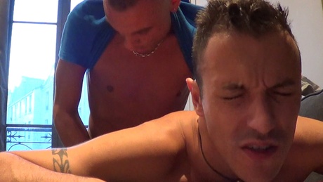 Bouffe mes CHO7 et donne ton boule batard