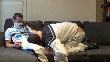 Un kiffeur hétéro de Marseille avec une teub de ou