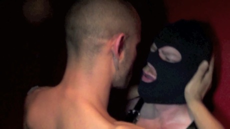 Ramzy veut baiser un bon trou de salope