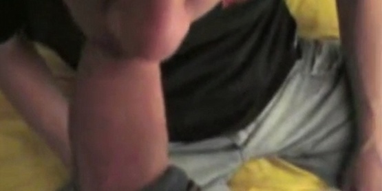 Jeune branleur qui sniffe les CHO7