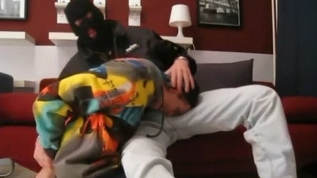 L'hétéro qui kiffait se faire humilier les me