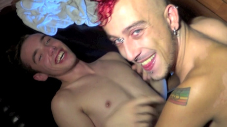 Ptit Louis 19 ans en couple avec Guichan