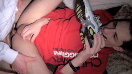 Jeune couple de kiffeurs de Toulouse