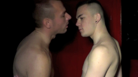 Diabolik Boy défonce le jeune Chupa